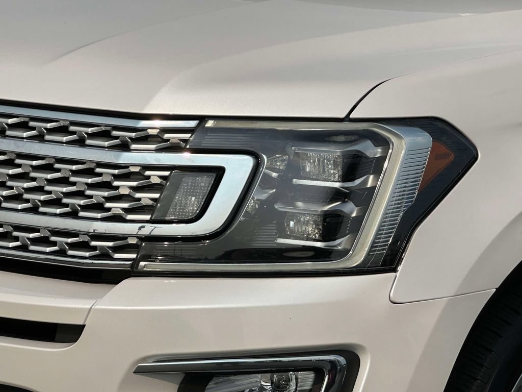 Used 2019 Ford Expedition Max Platinum AWD/4WD image 7