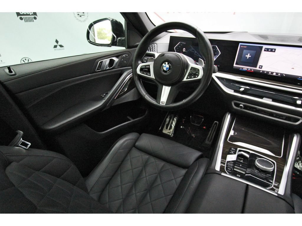 Used 2024 BMW X6 xDrive40i w/ Premium Package AWD/4WD image 8