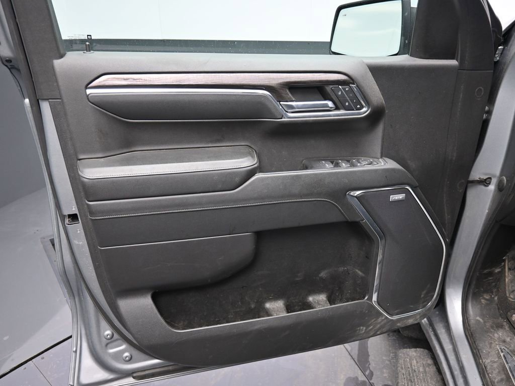 Used 2024 Chevrolet Silverado 1500 LTZ w/ Technology Package image 21