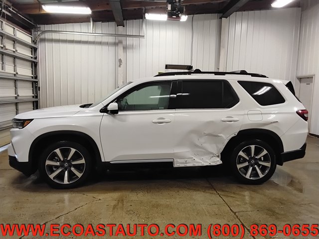 Used 2025 Honda Pilot Elite image 2