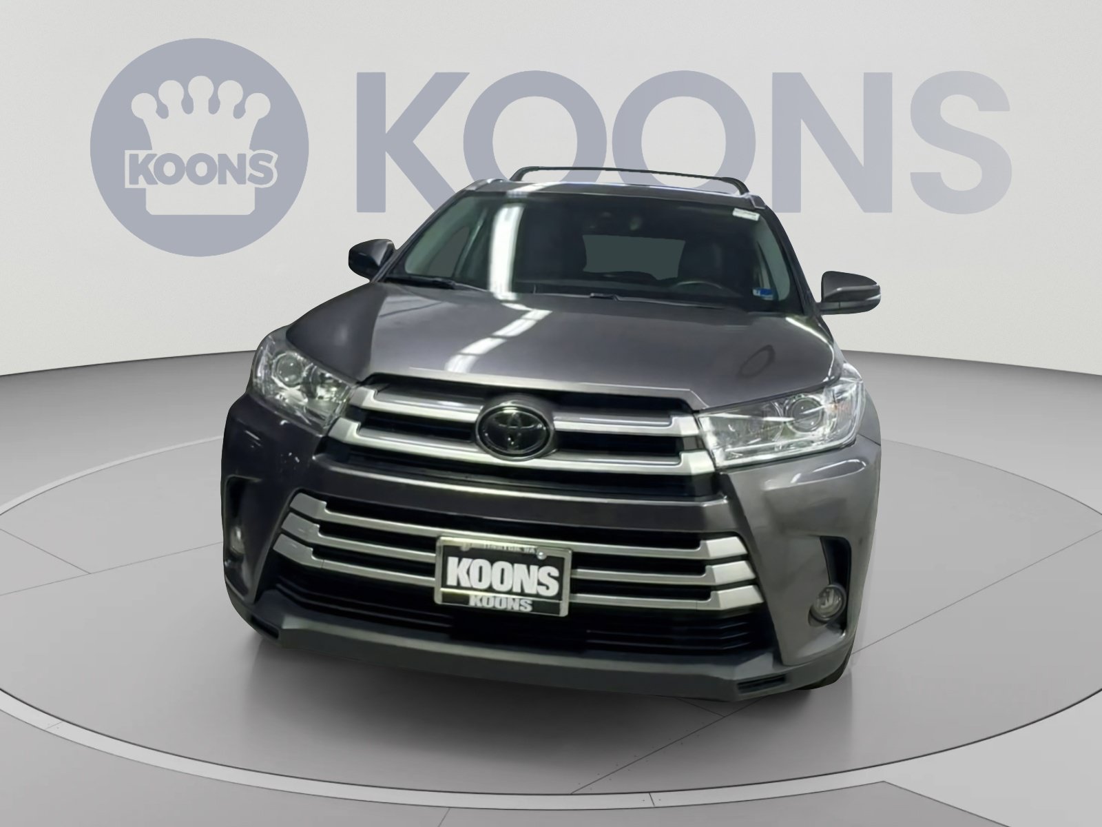 Used 2018 Toyota Highlander XLE AWD/4WD image 4