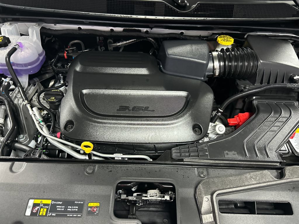 New 2027 Chrysler Pacifica Select FWD image 25