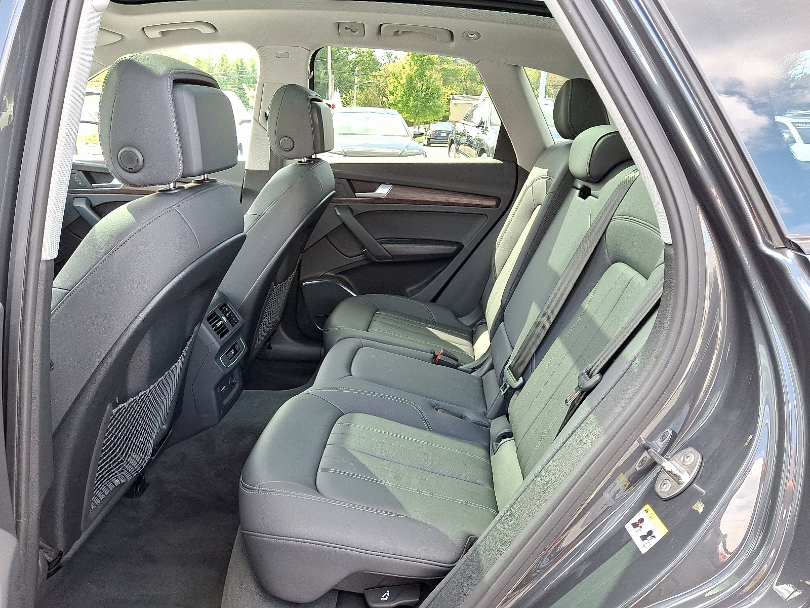 Certified 2025 Audi Q5 2.0T Premium image 10