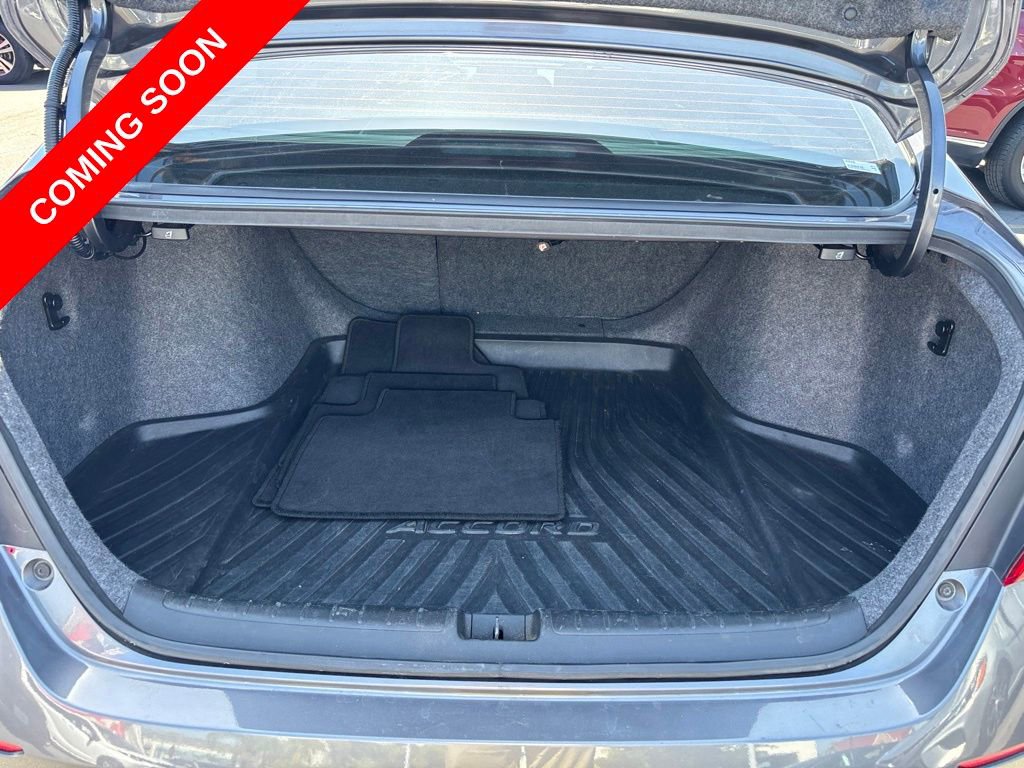 Used 2018 Honda Accord EX-L image 11