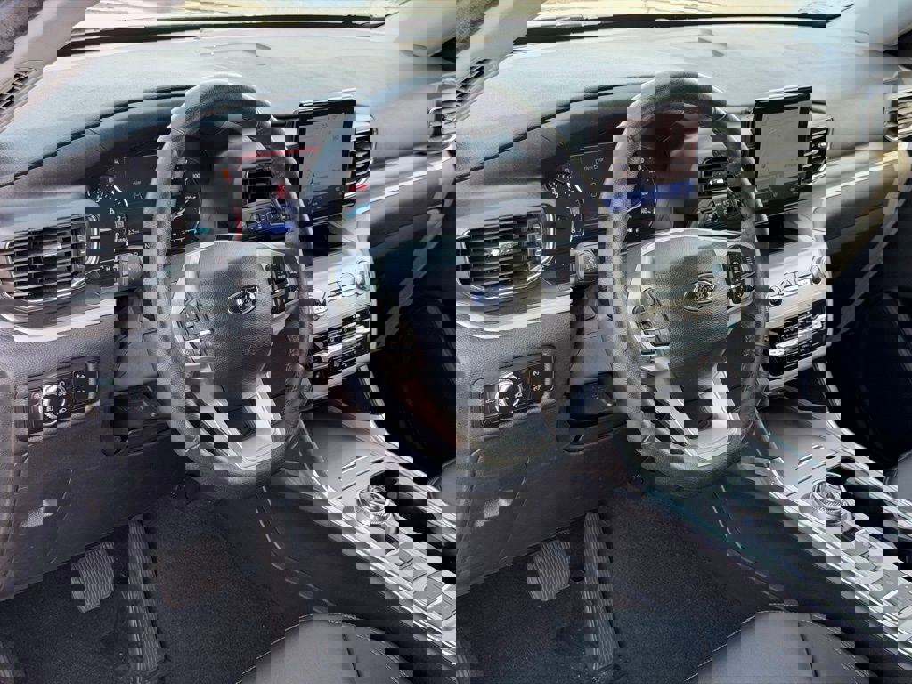 Certified 2023 Ford Explorer XLT w/ Equipment Group 202A image 15