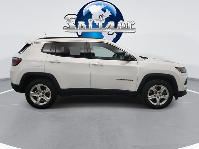 Used 2024 Jeep Compass Latitude image 9