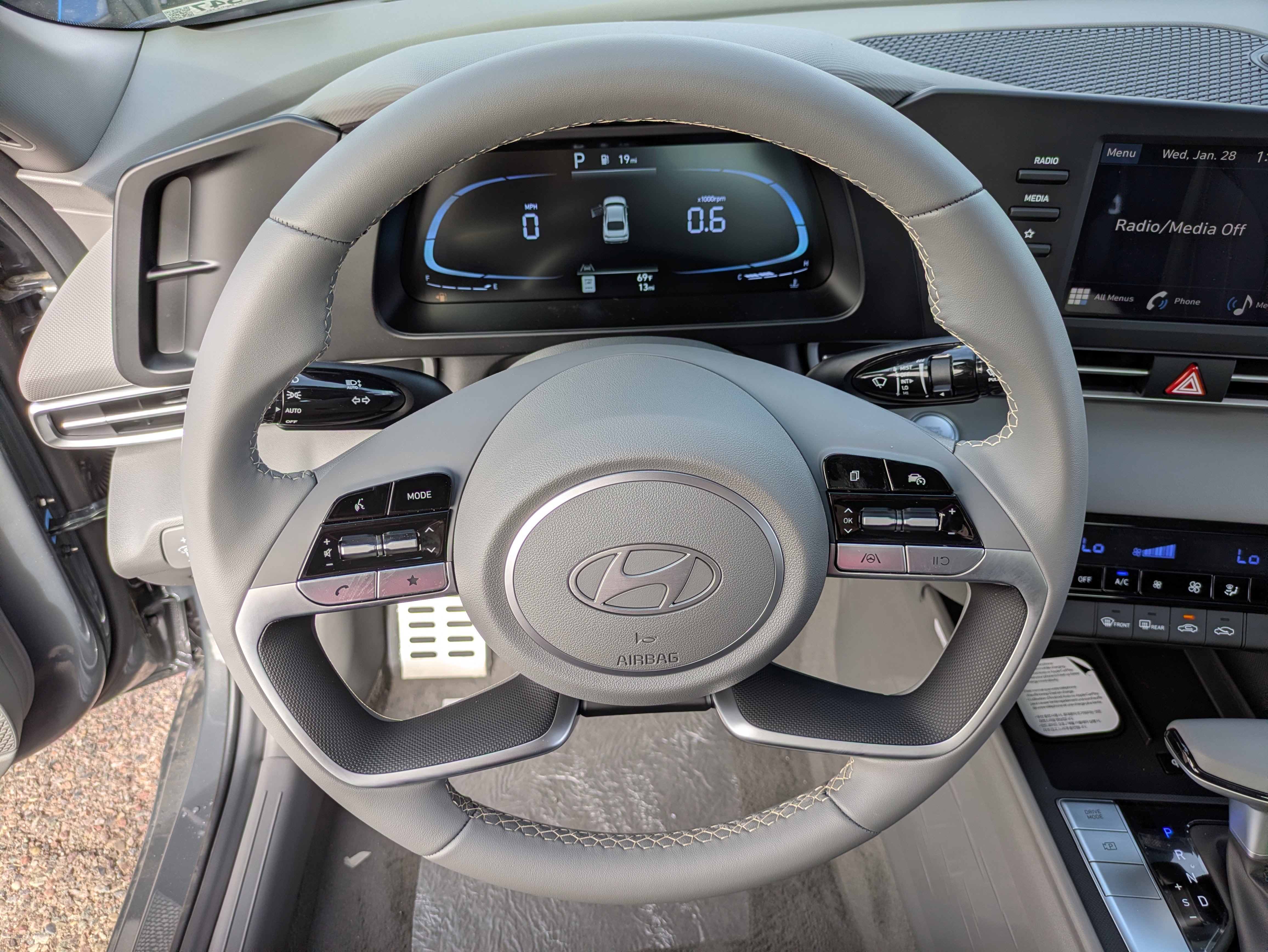 New 2026 Hyundai Elantra Sport image 25