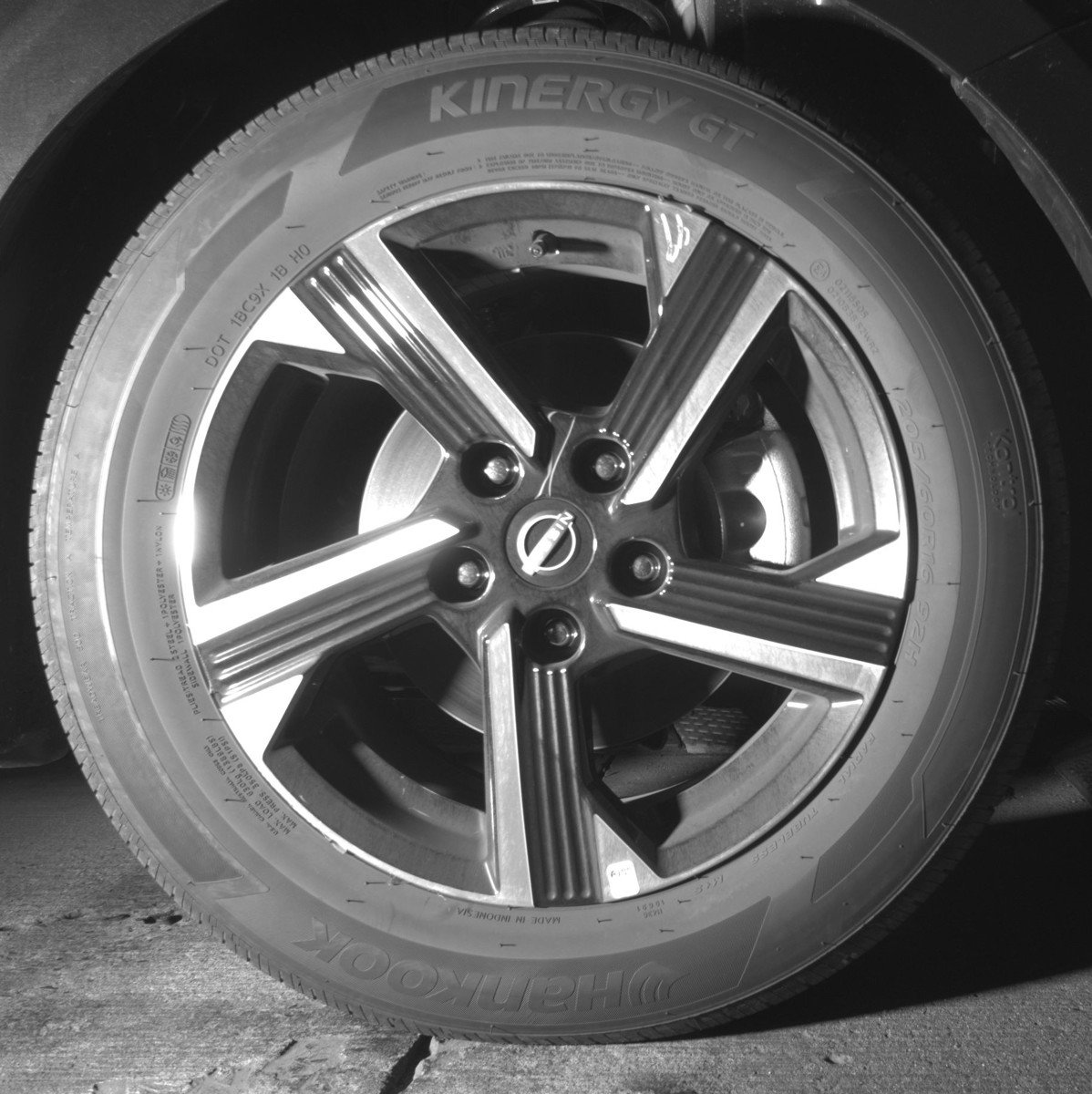 Used 2025 Nissan Sentra SV image 13