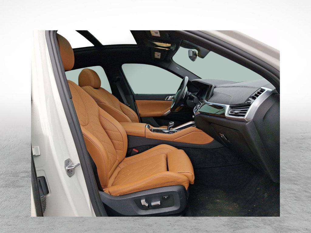 Used 2023 BMW X6 xDrive40i w/ Premium Package image 12