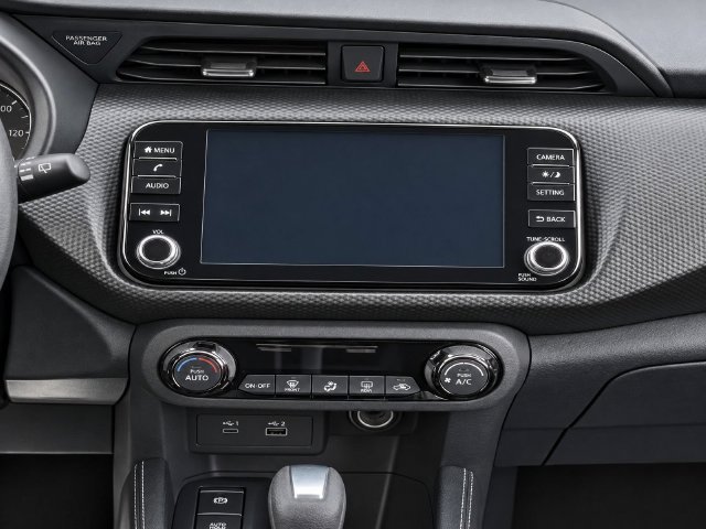 Used 2021 Nissan Kicks SV FWD image 9