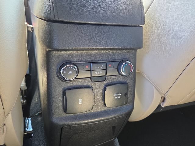 Used 2018 Ford Explorer Limited w/ Equipment Group 301A FWD image 15