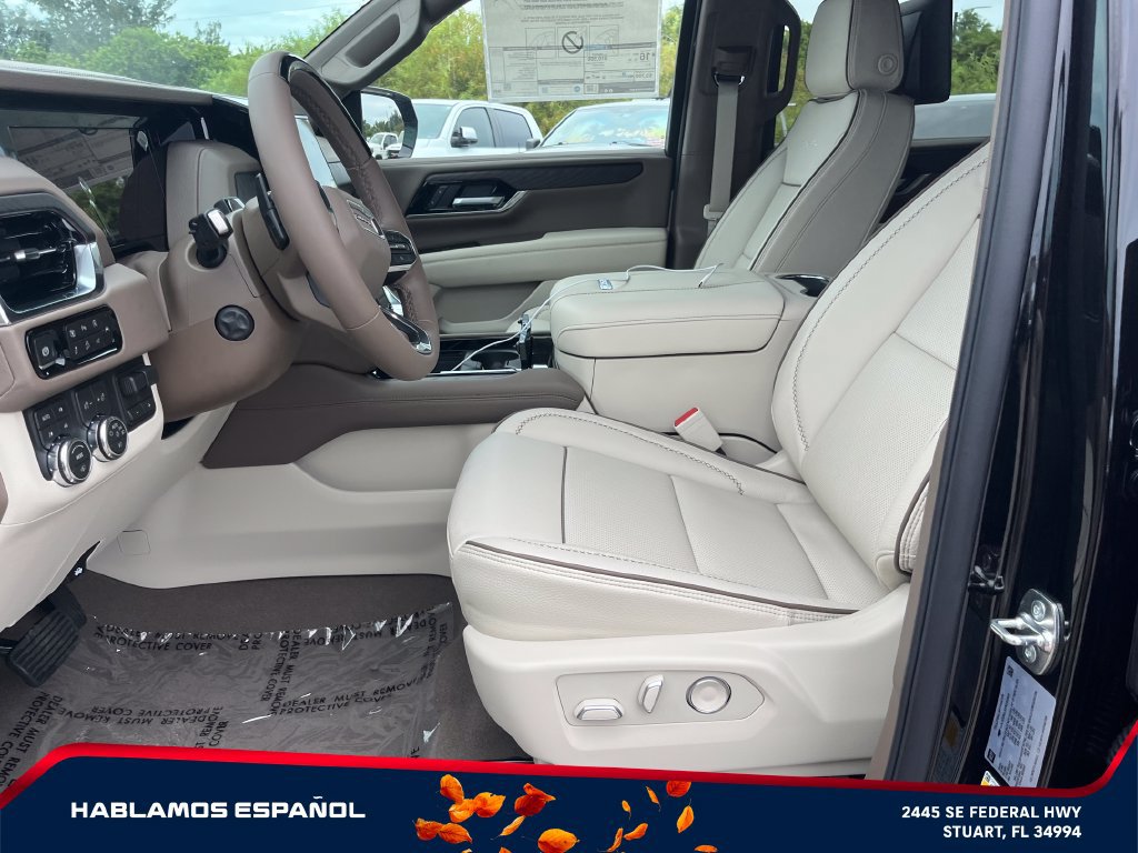 New 2027 GMC Yukon Denali w/ Denali Reserve Package AWD/4WD image 9