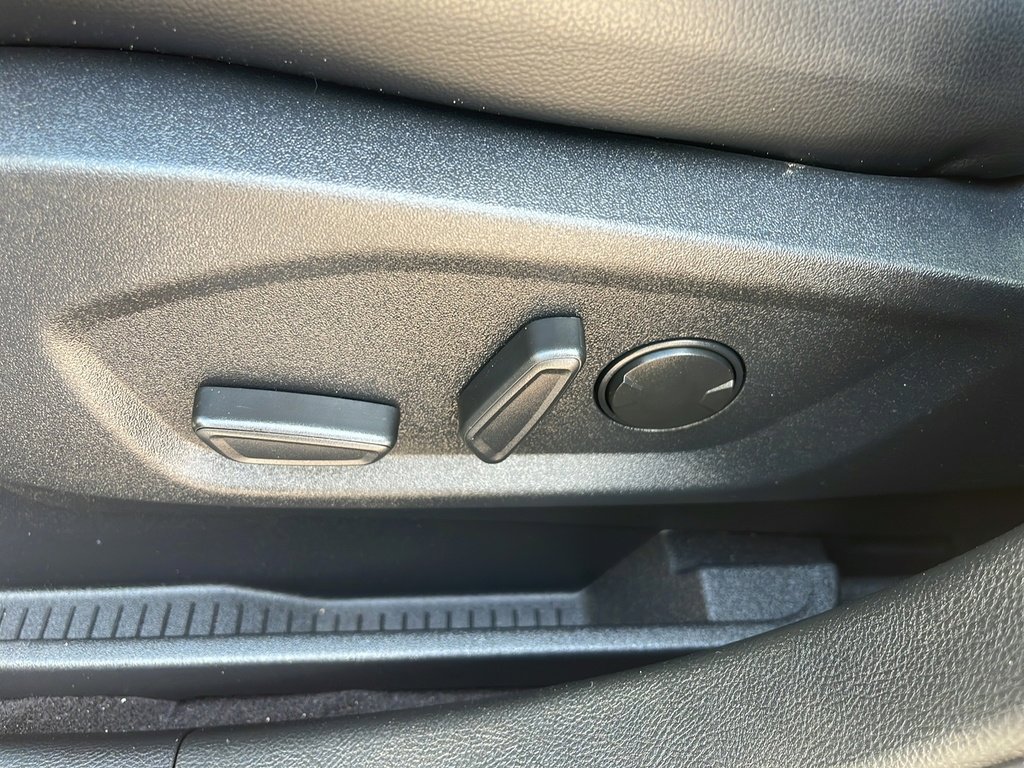 Certified 2024 Ford Edge SEL w/ Convenience Package image 33