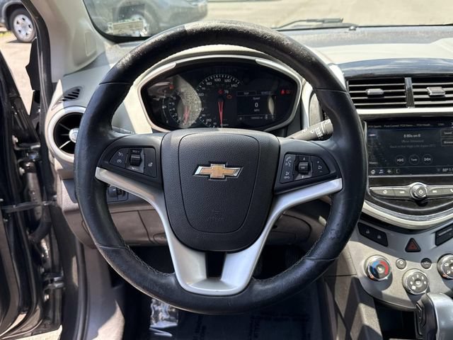 Used 2019 Chevrolet Sonic Premier FWD image 18