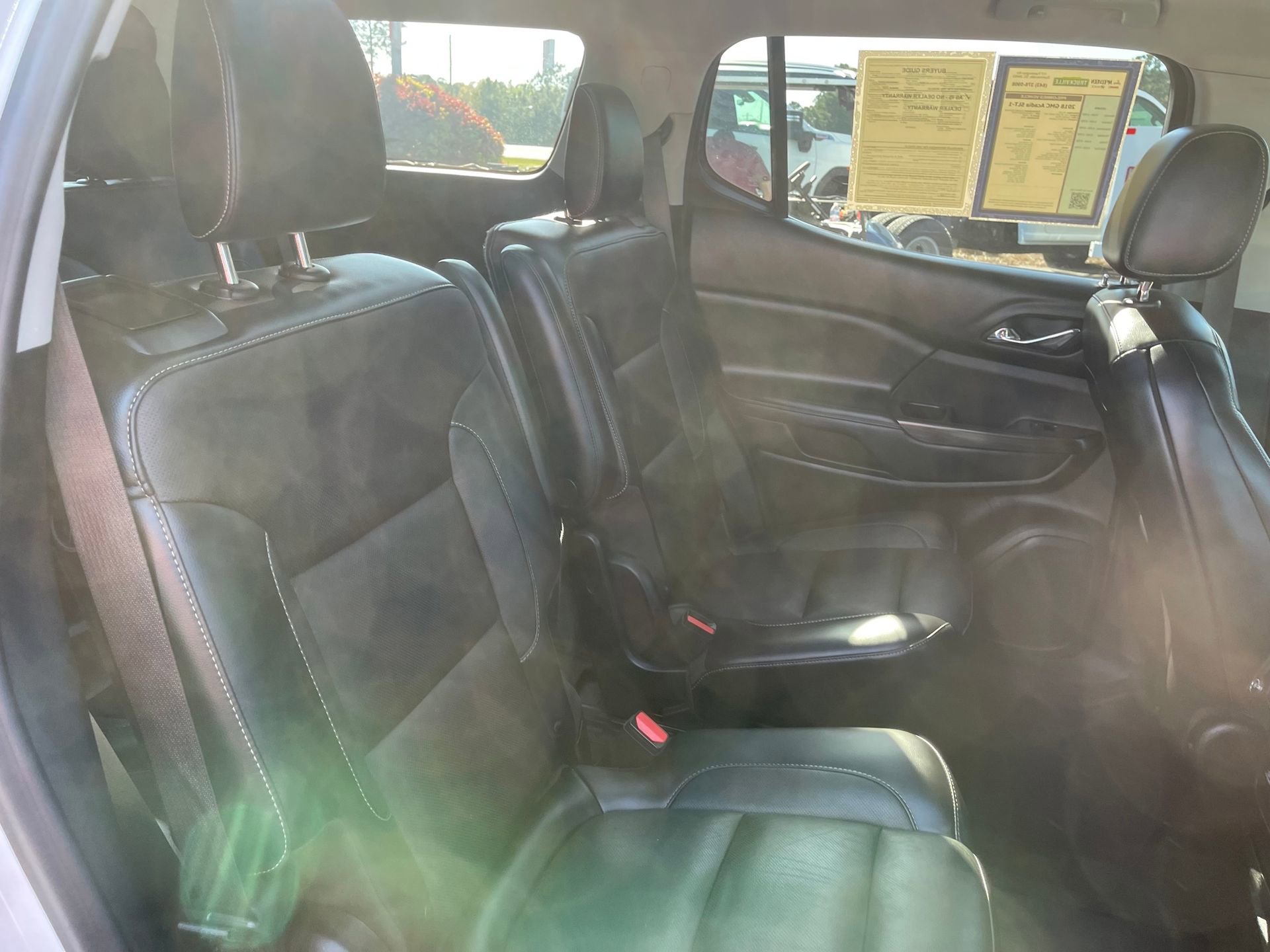 Used 2018 GMC Acadia SLT image 25