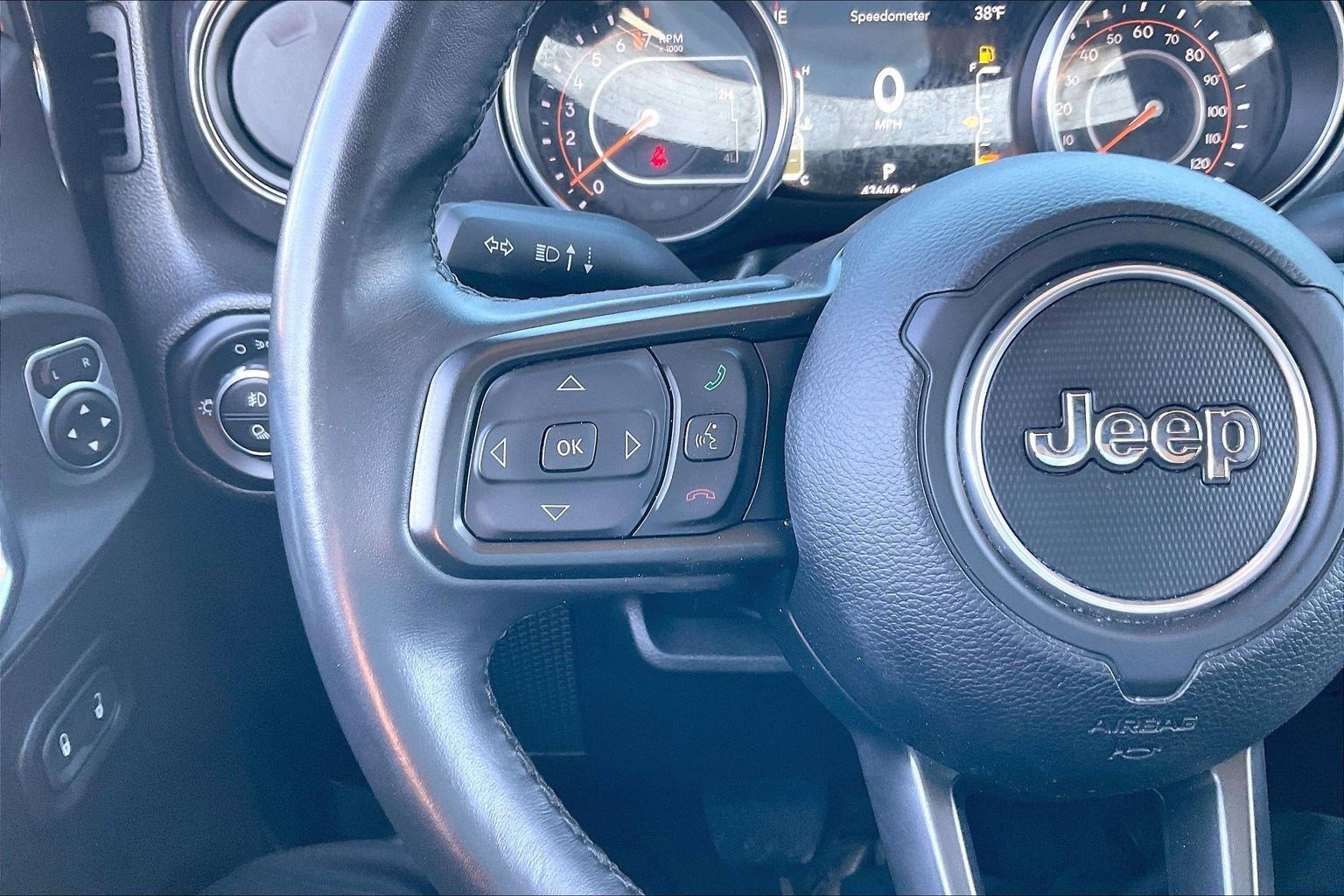 Certified 2022 Jeep Gladiator Sport image 16