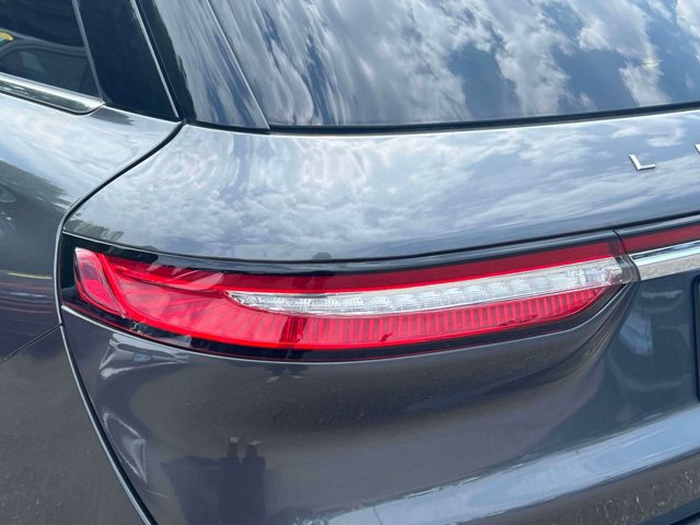 Used 2020 Lincoln Corsair AWD w/ Premium Package image 11