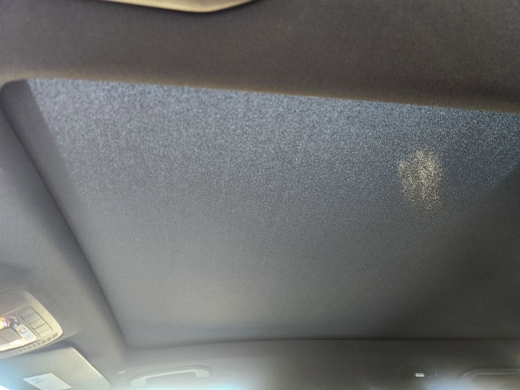 Used 2021 Mercedes-Benz GLS 450 4MATIC image 25