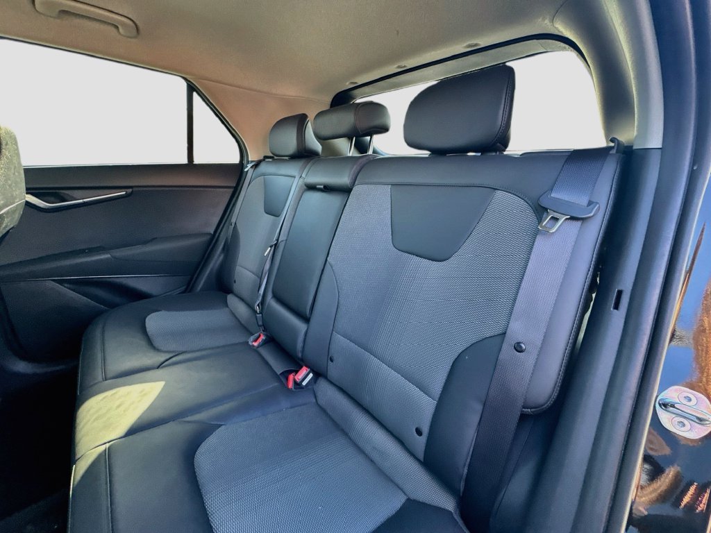 Certified 2023 Kia Niro EX FWD image 27