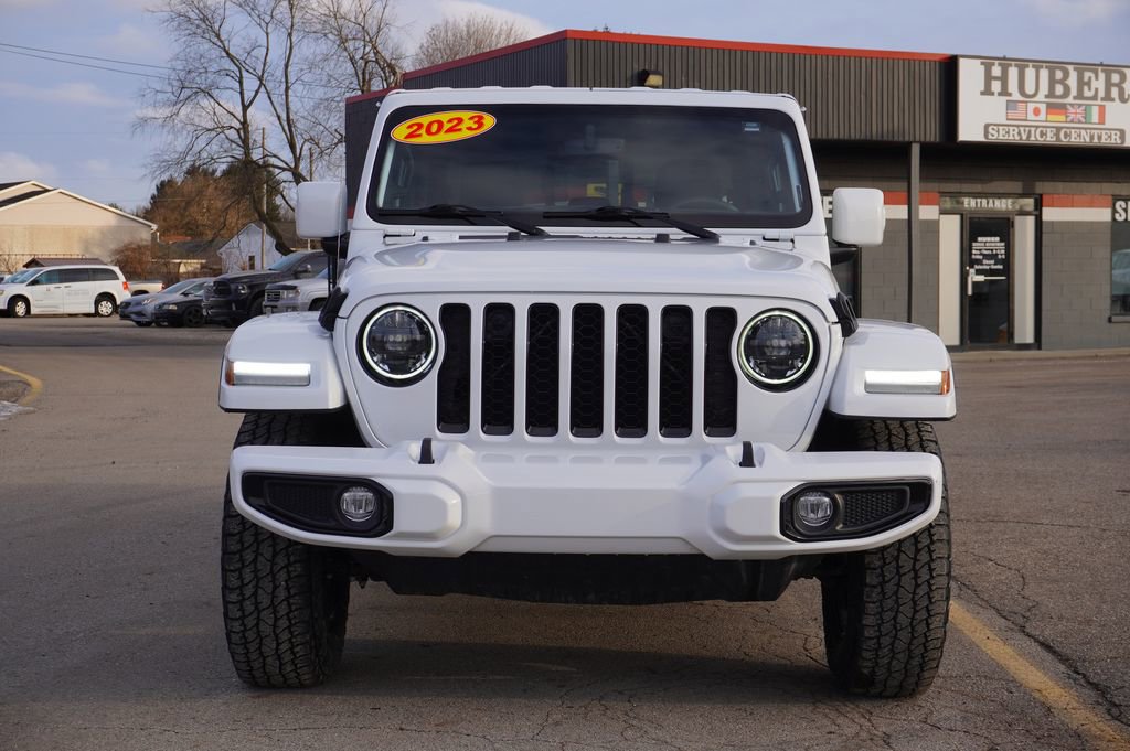 Used 2023 Jeep Gladiator Overland video 2