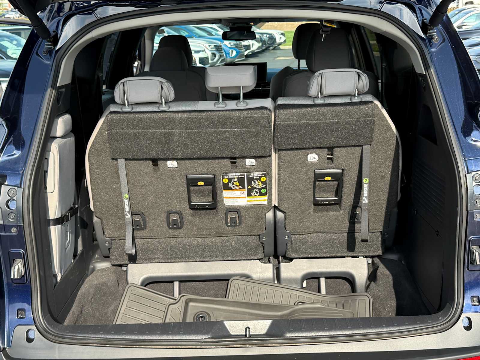 Certified 2026 Toyota Sienna LE AWD/4WD image 36