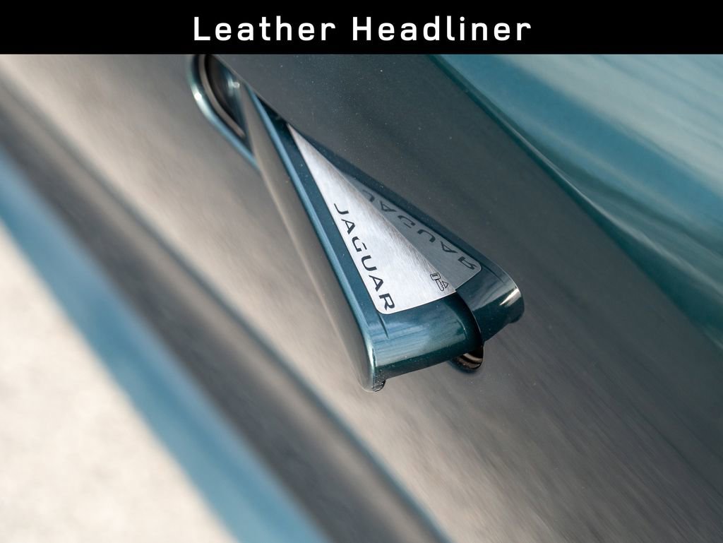 Used 2016 Jaguar F-TYPE S image 17