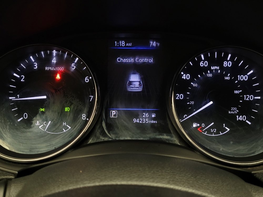 Used 2018 Nissan Rogue SV image 23