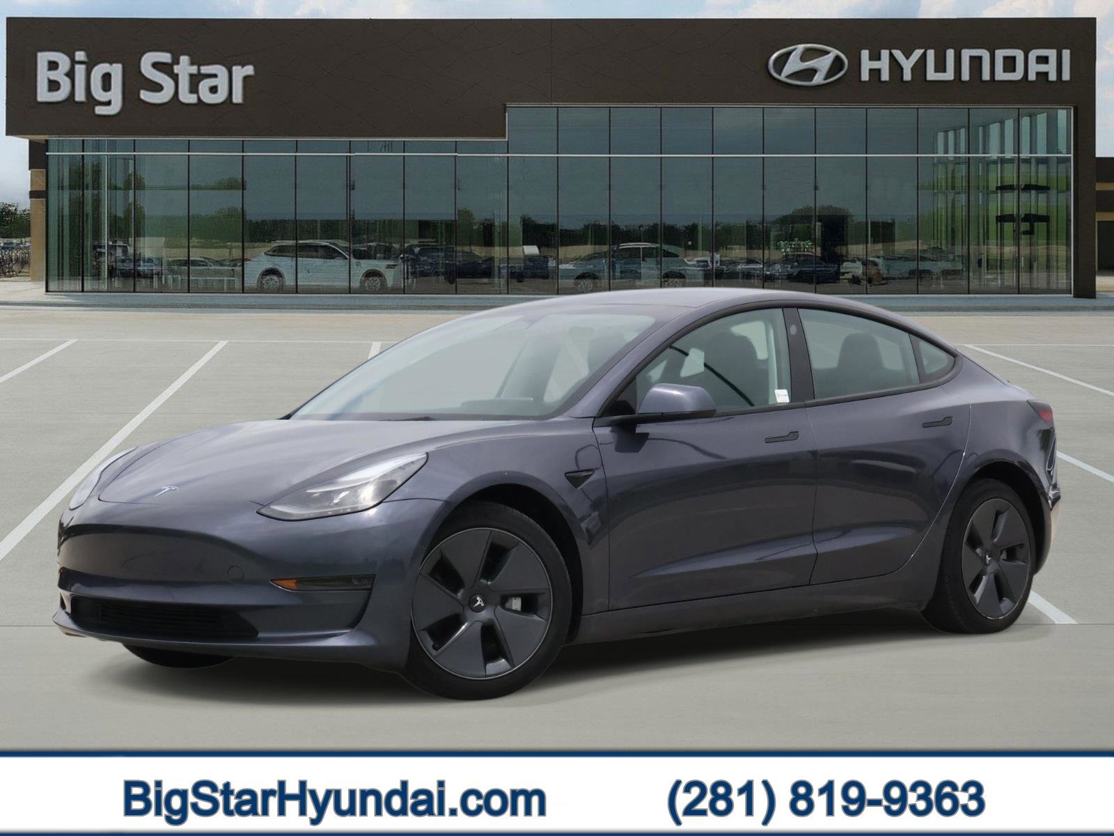 Used 2023 Tesla Model 3 Standard Range RWD image 1