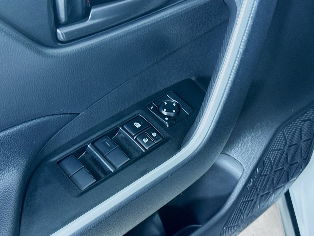 Certified 2024 Toyota RAV4 LE AWD/4WD image 20