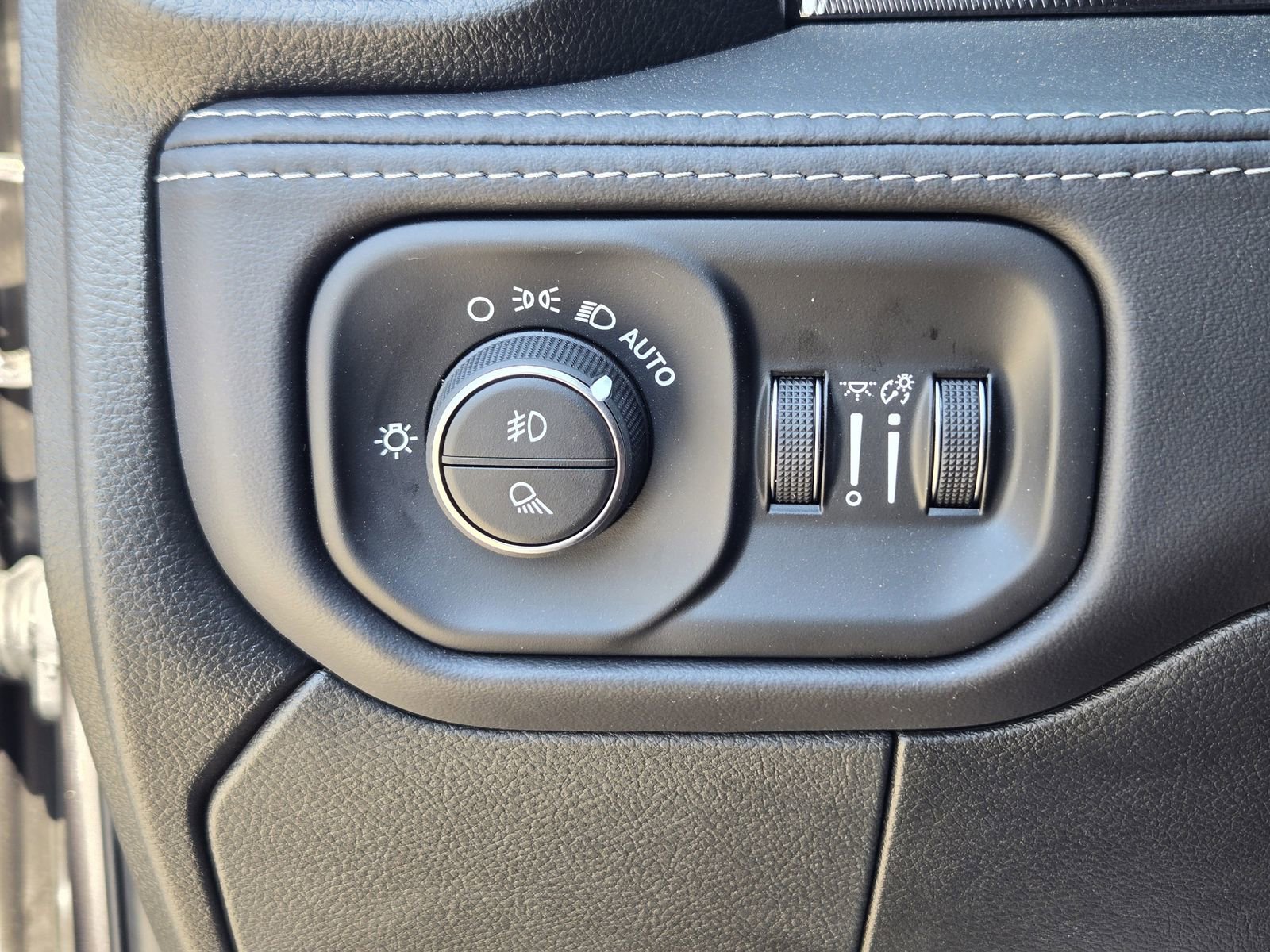 New 2026 RAM 2500 Rebel w/ Rebel Level 2 Equipment Group image 23