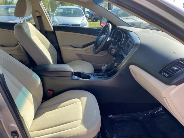 Used 2011 Kia Optima LX FWD image 25