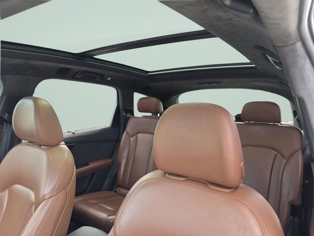 Used 2021 Audi Q7 3.0T Prestige w/ Prestige Package AWD/4WD image 27