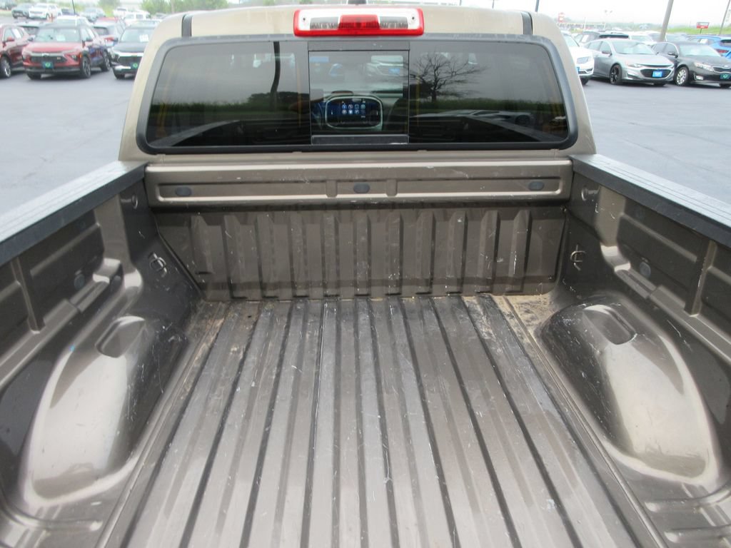 Certified 2016 GMC Canyon SLT w/ Driver Alert Package AWD/4WD image 11