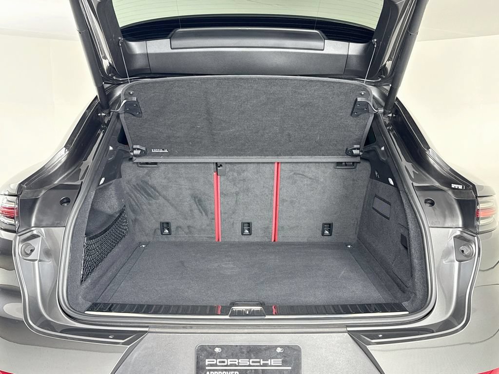 Certified 2023 Porsche Cayenne Coupe AWD/4WD image 29