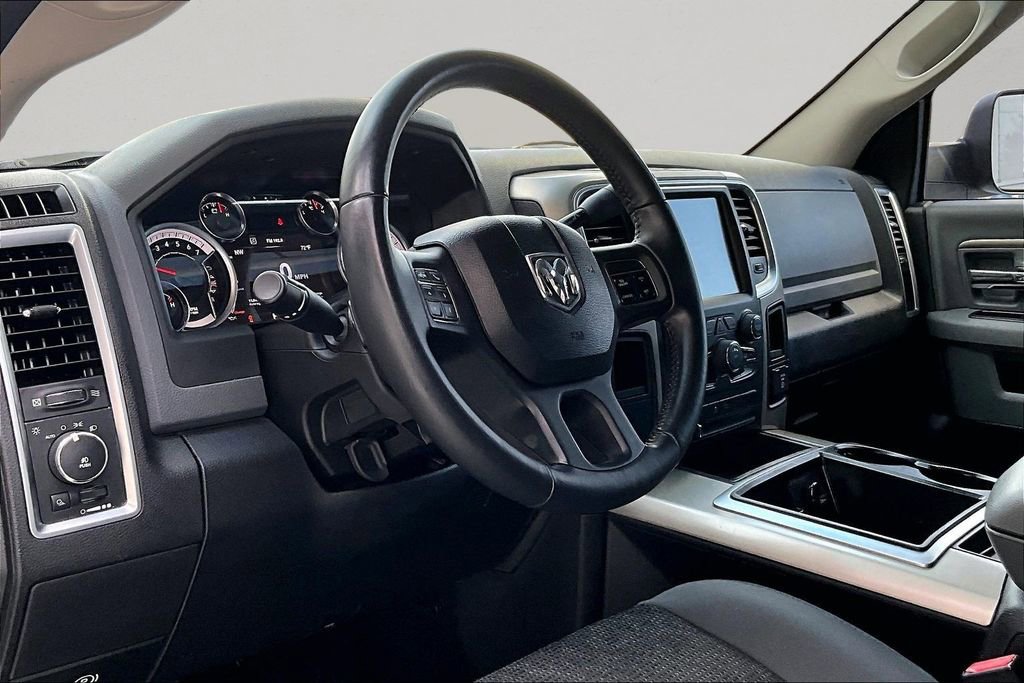 Used 2014 RAM 2500 SLT w/ Luxury Group image 16