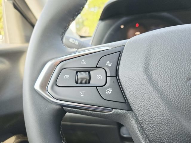New 2026 Chevrolet Trax LT w/ Driver Confidence Package FWD image 19