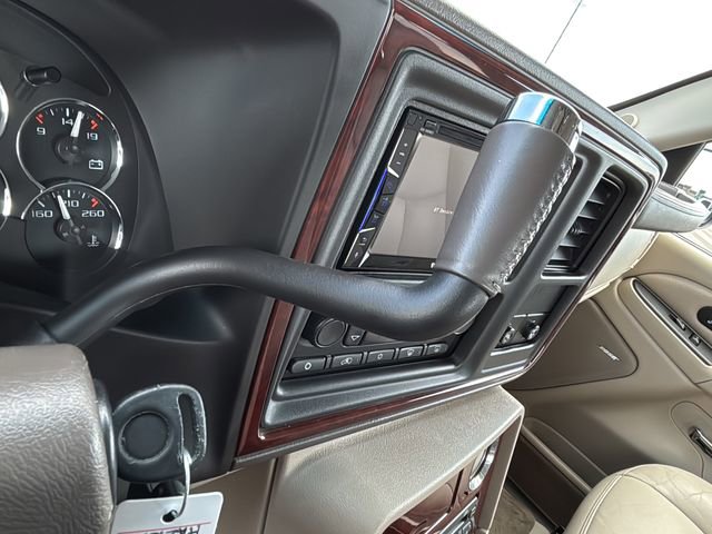 Used 2005 Cadillac Escalade EXT image 26