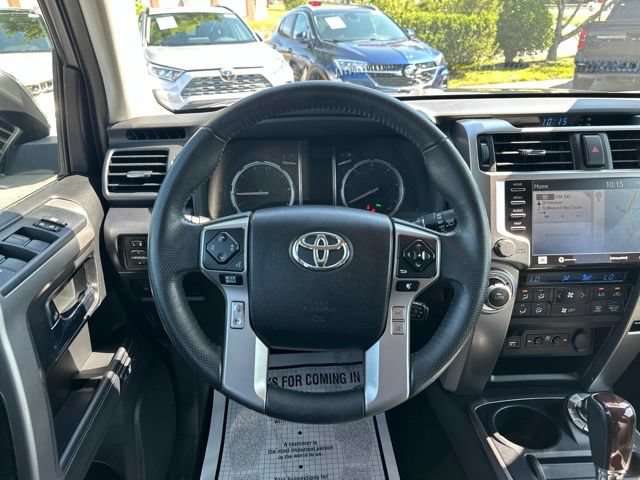 Used 2020 Toyota 4Runner Limited AWD/4WD image 12