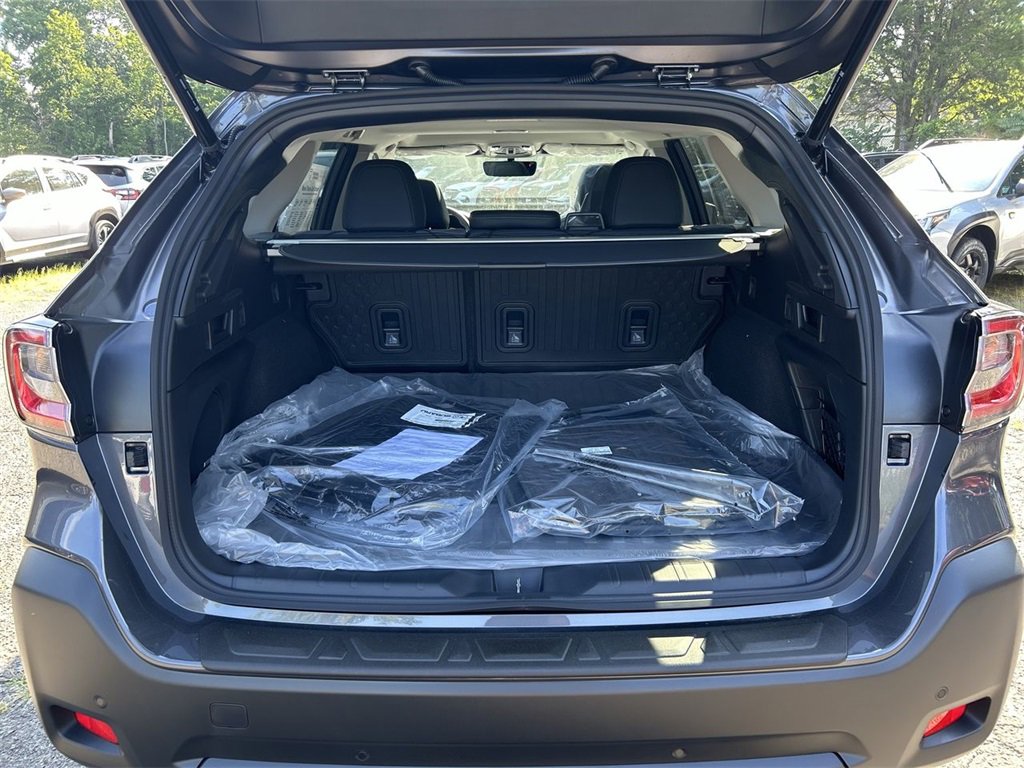 Certified 2025 Subaru Outback Onyx Edition image 17