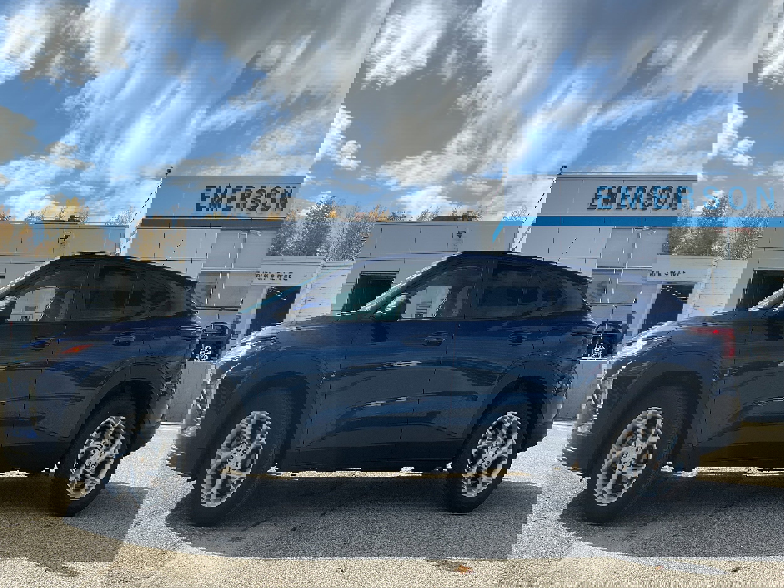 Used 2024 Chevrolet Trax LS w/ LS Convenience Package image 10