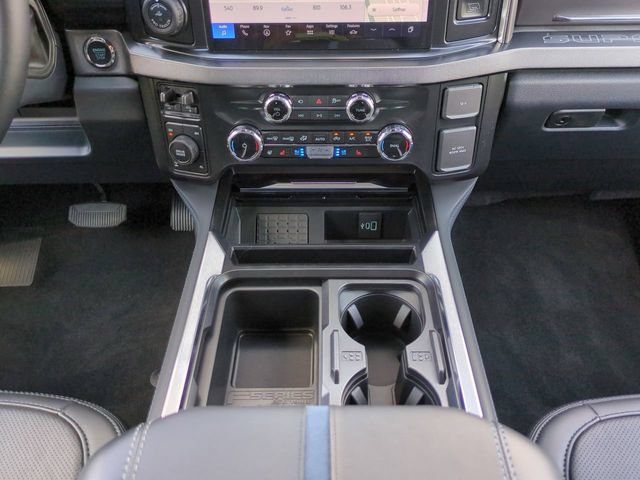 New 2026 Ford F250 Platinum w/ FX4 Off-Road Package AWD/4WD image 19