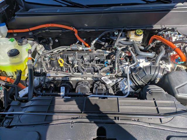 New 2025 Ford Maverick XL image 15