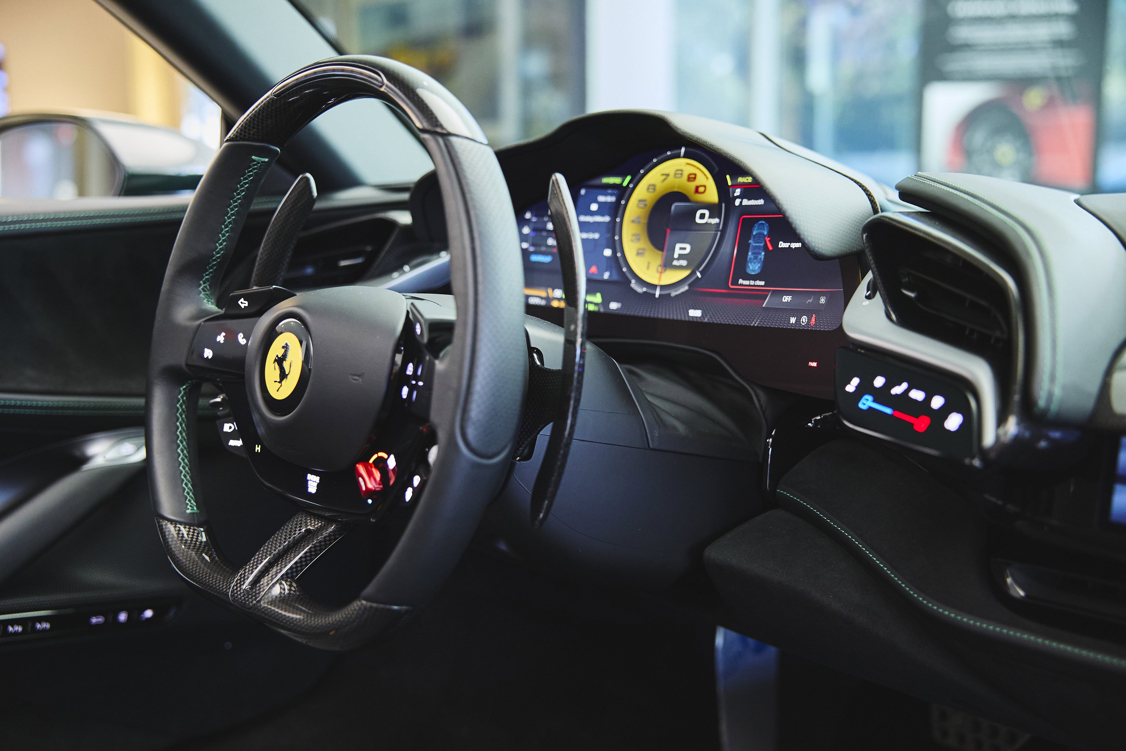 Used 2024 Ferrari SF90 Spider image 37
