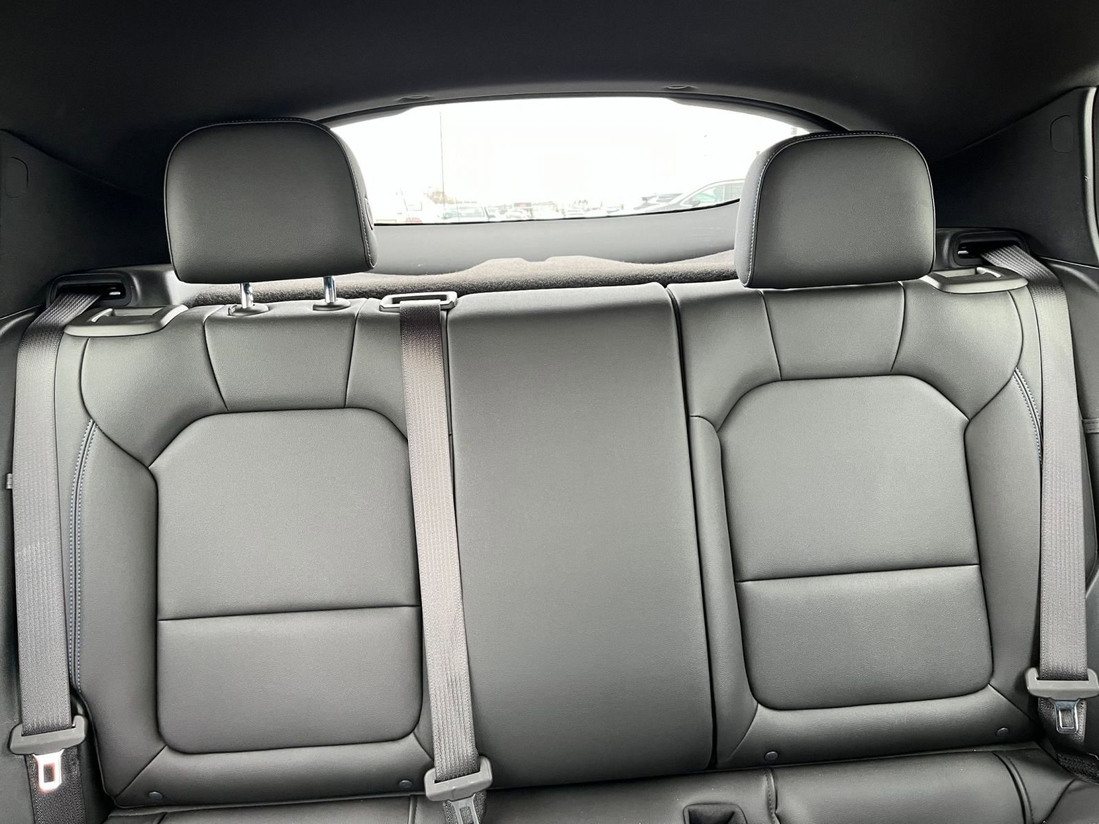 Used 2025 Buick Envista Sport Touring image 38