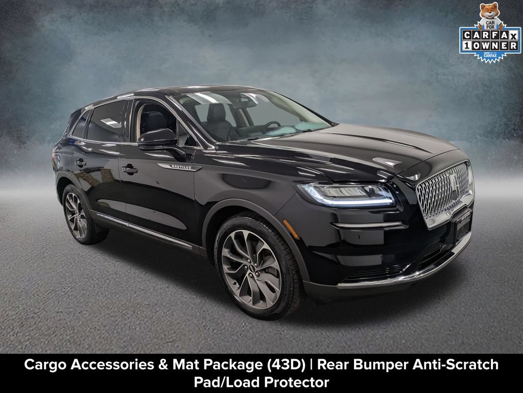 Used 2022 Lincoln Nautilus Reserve AWD/4WD image 3