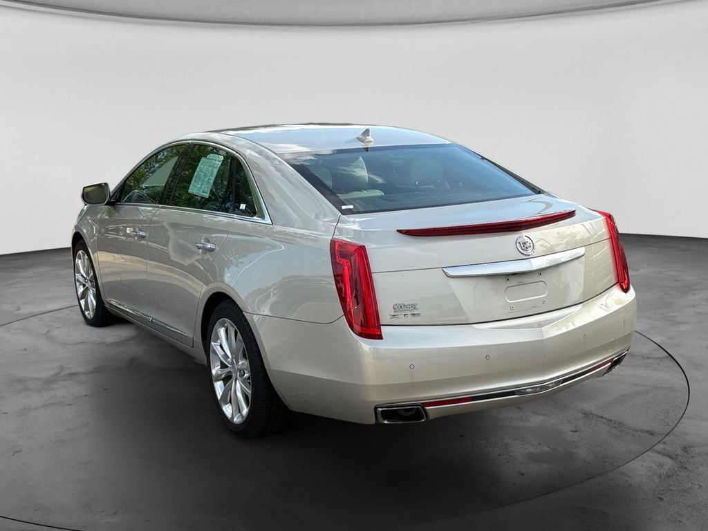 Used 2013 Cadillac XTS Luxury w/ Driver Awareness Package FWD image 7