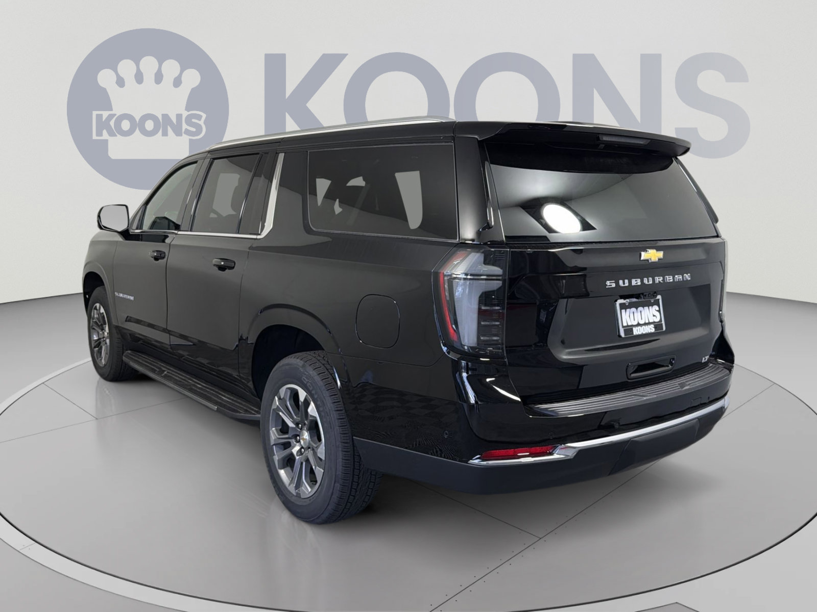 New 2026 Chevrolet Suburban LT w/ Advanced Technology Package AWD/4WD image 4