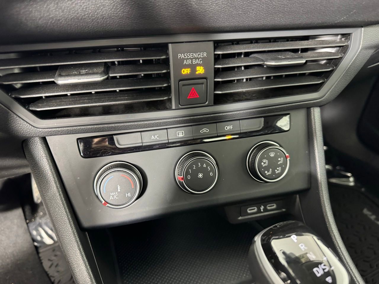 Used 2024 Volkswagen Jetta S image 16