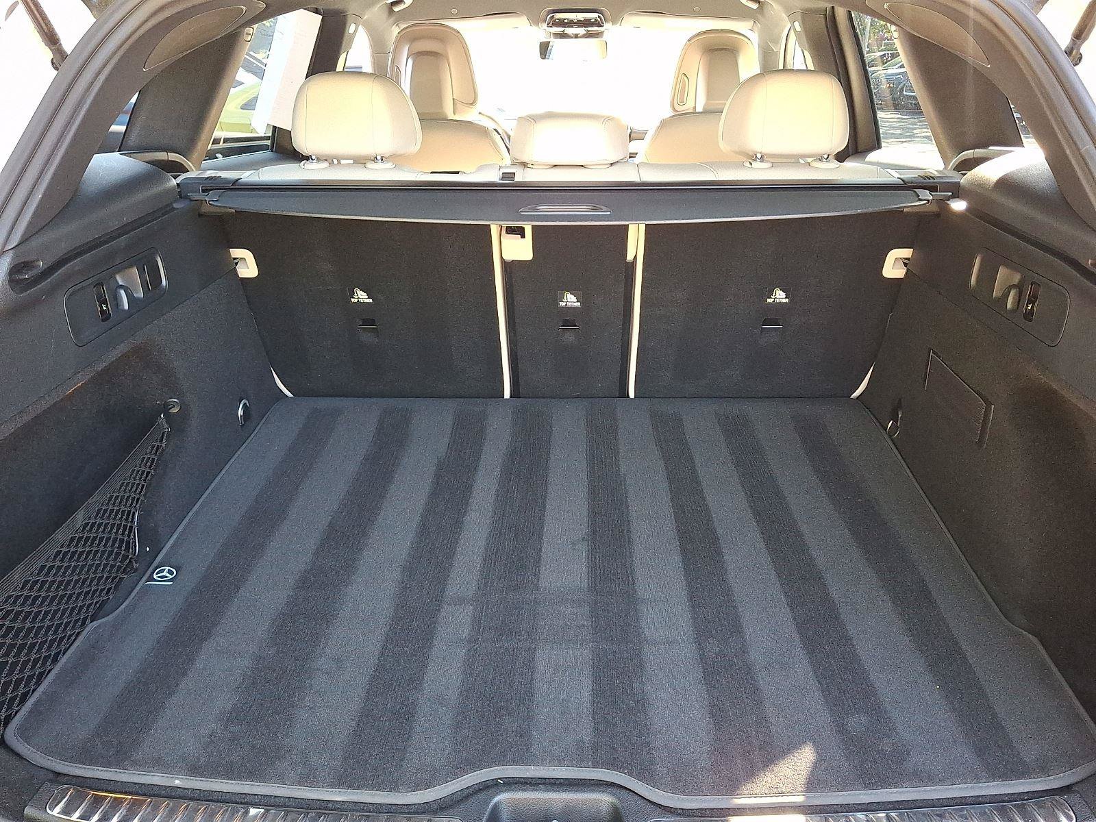 Used 2024 Mercedes-Benz GLC 300 image 28