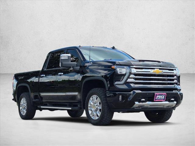 Used 2024 Chevrolet Silverado 3500 High Country w/ Technology Package AWD/4WD image 3
